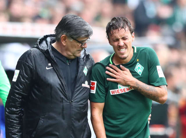 BREMEN, GERMANY - SEPTEMBER 16: Max Kruse of Bremen has to leave the match injured during the Bundesliga match between SV Werder Bremen and FC Schalke 04 at Weserstadion on September 16, 2017 in Bremen, Germany. (Photo by Martin Rose/Bongarts/Getty Images)