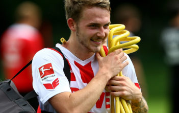 Jannes Horn im Interview: „Das Miteinander im Team ist beeindruckend“ COLOGNE, GERMANY - JULY 03: Jannes Horn atttends the training session of 1. FC Koeln at RheinEnergieSportpark on July 3, 2017 in Cologne, Germany.