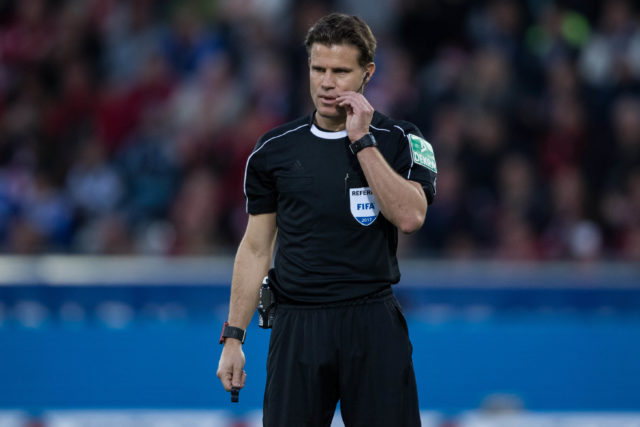 FREIBURG IM BREISGAU, GERMANY - NOVEMBER 04: Referee Felix Brych lools on during the Bundesliga match between Sport-Club Freiburg and FC Schalke 04 at Schwarzwald-Stadion on November 4, 2017 in Freiburg im Breisgau, Germany. (Photo by Simon Hofmann/Bongarts/Getty Images)