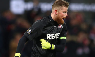 COLOGNE, GERMANY - NOVEMBER 23: Timo Horn of FC Koeln celebrates after the UEFA Europa League group H match between 1. FC Koeln and Arsenal FC at RheinEnergieStadion on November 23, 2017 in Cologne, Germany. (Photo by Dean Mouhtaropoulos/Getty Images)