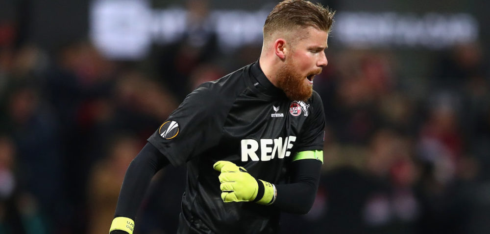 COLOGNE, GERMANY - NOVEMBER 23: Timo Horn of FC Koeln celebrates after the UEFA Europa League group H match between 1. FC Koeln and Arsenal FC at RheinEnergieStadion on November 23, 2017 in Cologne, Germany. (Photo by Dean Mouhtaropoulos/Getty Images)