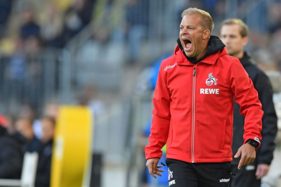 BIELEFELD, GERMANY - SEPTEMBER 28: Head coach Markus Anfang of Koeln reacts during the Second Bundesliga match between DSC Arminia Bielefeld and 1. FC Koeln at Schueco Arena on September 28, 2018 in Bielefeld, Germany. (Photo by Thomas Starke/Bongarts/Getty Images)