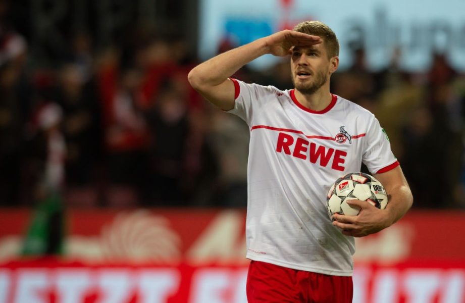 COLOGNE, GERMANY - DECEMBER 21: Simon Terodde of Cologne celebrates after scoring during the Second Bundesliga match between 1. FC Koeln and VfL Bochum 1848 at RheinEnergieStadion on December 21, 2018 in Cologne, Germany. (Photo by Juergen Schwarz/Bongarts/Getty Images)