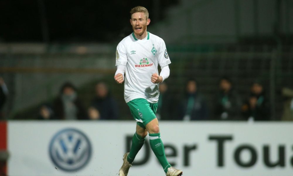 LUEBECK, GERMANY - OCTOBER 31: Florian Kainz of Bremen celebrates after scoring his team second goal during the DFB Cup match between SC Weiche Flensburg 08 v SV Werder Bremen at Stadion Lohmuehle on October 31, 2018 in Luebeck, Germany. (Photo by Selim Sudheimer/Bongarts/Getty Images)