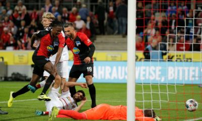 COLOGNE, GERMANY - SEPTEMBER 29: Dedryck Boyata of Hertha BSC celebrates after scoring his team's fourth goal during the Bundesliga match between 1. FC Koeln and Hertha BSC at RheinEnergieStadion on September 29, 2019 in Cologne, Germany. (Photo by Dean Mouhtaropoulos/Bongarts/Getty Images)