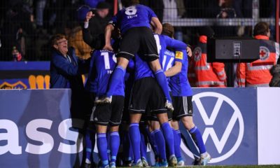 SAARBRUECKEN, GERMANY - OCTOBER 29: Christopher Schorch of 1 FC. Saarbruecken celebrates after scoring his team's first goal with his team mates during the DFB Cup second round match between 1. FC Saarbruecken and 1. FC Koeln at Ludwigspark Stadion on October 29, 2019 in Saarbruecken, Germany. (Photo by Alex Grimm/Bongarts/Getty Images)