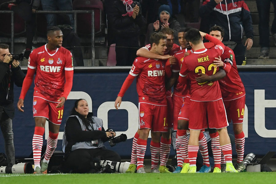 COLOGNE, GERMANY - NOVEMBER 08: Jhon Cordoba of 1. FC Koeln celebrates with teammates after scoring his team's first goal during the Bundesliga match between 1. FC Koeln and TSG 1899 Hoffenheim at RheinEnergieStadion on November 08, 2019 in Cologne, Germany. (Photo by Jörg Schüler/Bongarts/Getty Images)