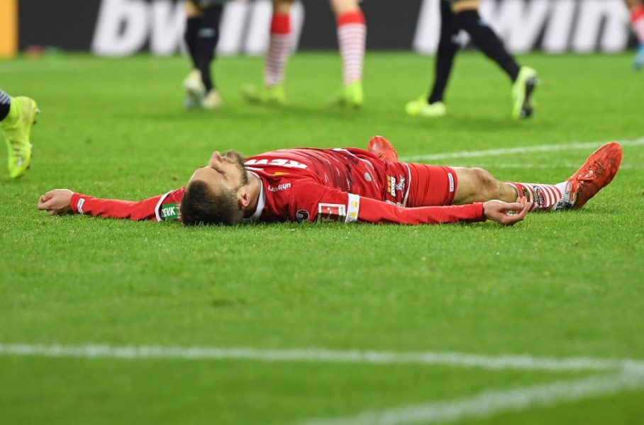 COLOGNE, GERMANY - NOVEMBER 08: Dominick Drexler of 1. FC Koeln reacts during the Bundesliga match between 1. FC Koeln and TSG 1899 Hoffenheim at RheinEnergieStadion on November 08, 2019 in Cologne, Germany. (Photo by Jörg Schüler/Bongarts/Getty Images)