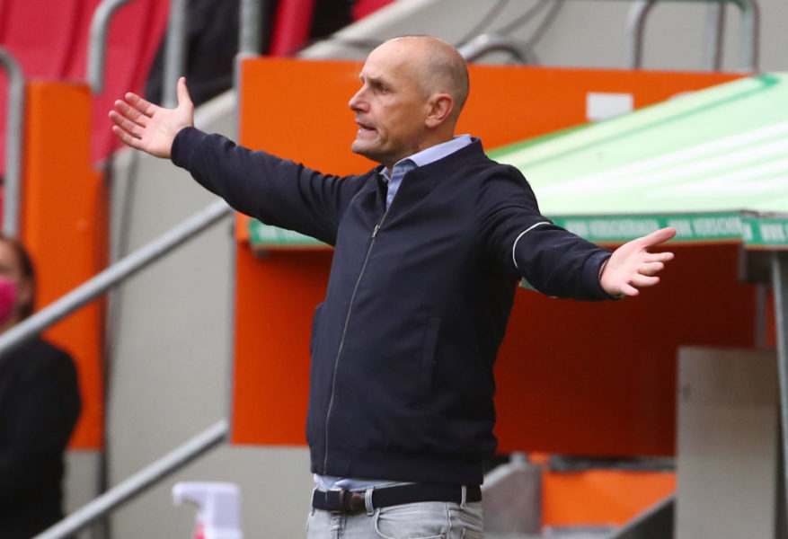 AUGSBURG, GERMANY - JUNE 07: Heiko Herrlich, Manager of FC Augsburg reacts during the Bundesliga match between FC Augsburg and 1. FC Koeln at WWK-Arena on June 7, 2020 in Augsburg, Germany. (Photo by Michael Dalder/Pool via Getty Images)