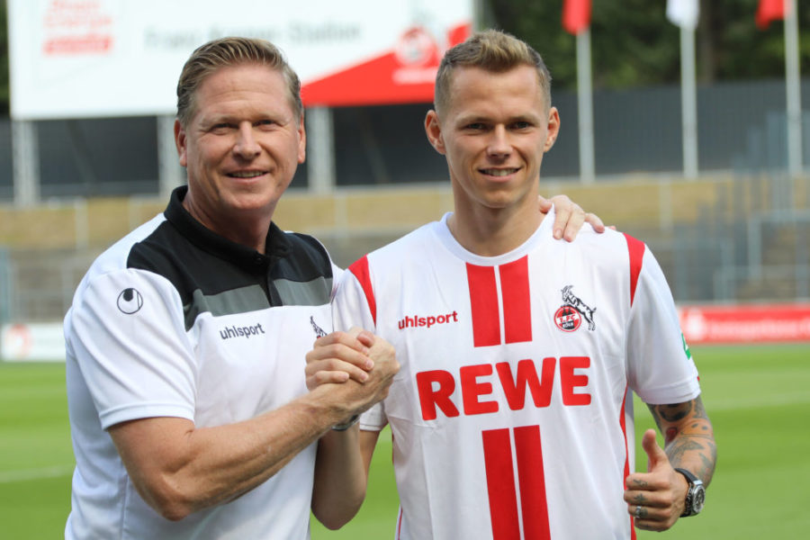 Ondrej Duda 1. Fussball Bundesliga Saison 2020 2021 Geißbockheim Köln Deutschland 16.09.2020 Links: Trainer Markus Gisdol 1. FC Köln Rechts: Neuzugang Ondrej Duda 1. FC Köln *** Ondrej Duda 1 Football Bundesliga Season 2020 2021 Geißbockheim Cologne Germany 16 09 2020 Left Coach Markus Gisdol 1 FC Cologne Right Newcomer Ondrej Duda 1 FC Cologne