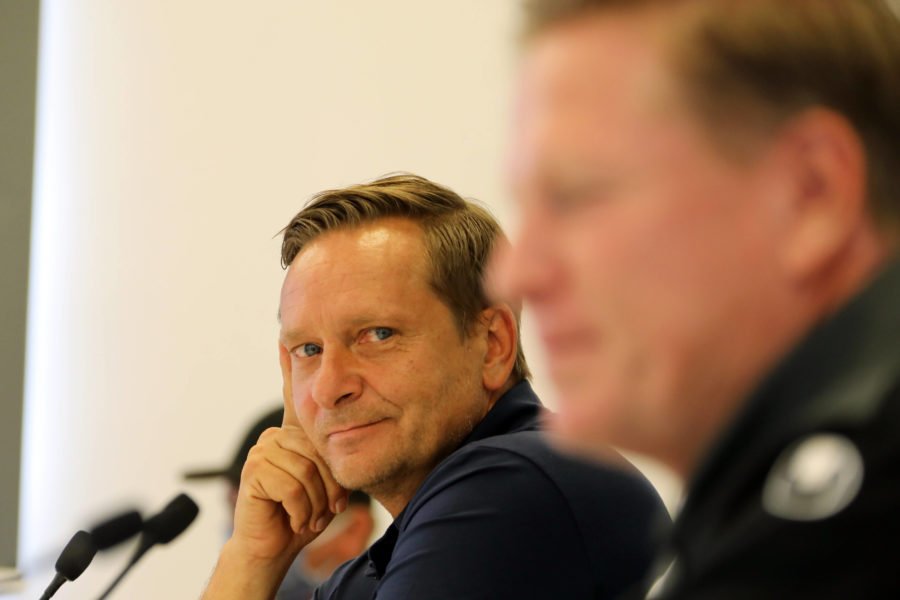 Pressekonferenz 1. FC Köln 1. Fussball Bundesliga Saison 2020 2021 Geißbockheim Köln Deutschland 10.09.2020 Links: Horst Heldt 1. FC Köln Rechts: Trainer Markus Gisdol 1. FC Köln *** Press conference 1 FC Cologne 1 Football Bundesliga Season 2020 2021 Geißbockheim Cologne Germany 10 09 2020 Left Horst Heldt 1 FC Cologne Right Coach Markus Gisdol 1 FC Cologne