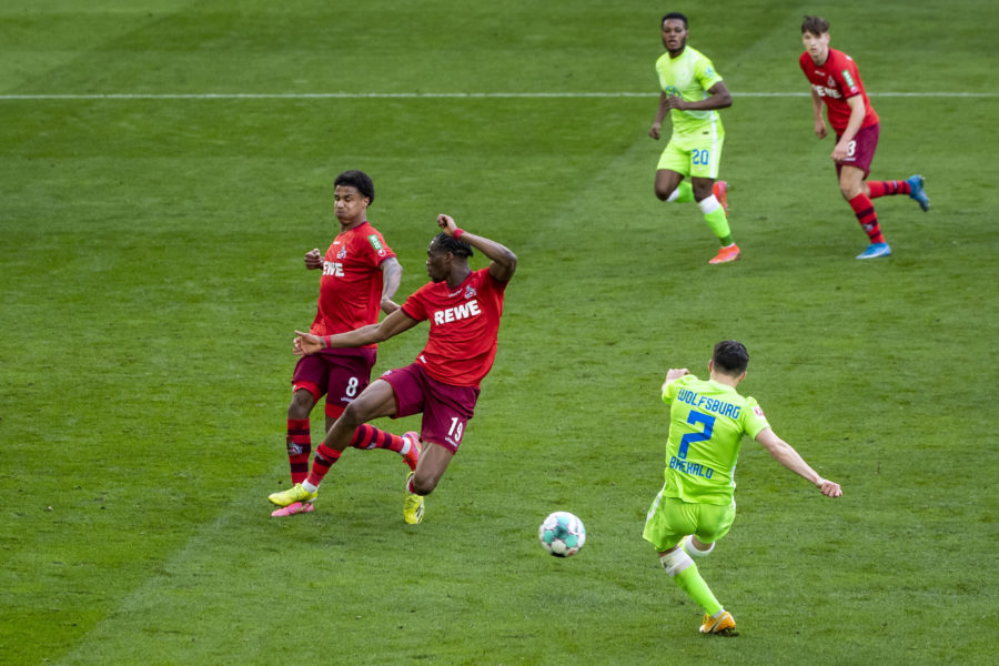 03.04.2021, xkvx, Fussball 1.Bundesliga, VfL Wolfsburg - 1.FC Koeln emspor, v.l. Goal scored, Tor zum 1:0 durch Josip Brekalo VfL Wolfsburg DFL/DFB REGULATIONS PROHIBIT ANY USE OF PHOTOGRAPHS as IMAGE SEQUENCES and/or QUASI-VIDEO Wolfsburg *** 03 04 2021, xkvx, football 1 Bundesliga, VfL Wolfsburg 1 FC Koeln emspor, v l Goal scored, Goal to 1 0 by Josip Brekalo VfL Wolfsburg DFL DFB REGULATES PROHIBIT ANY USE OF PHOTOGRAPHS as IMAGE SEQUENCES and or QUASI VIDEO Wolfsburg